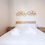 Modernist 2 Apartment
